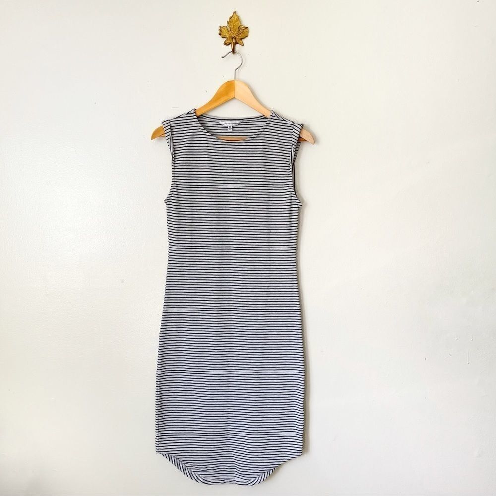 Cupcakes & Cashmere Lorena Gray Striped Cotton Midi Dress size Medium